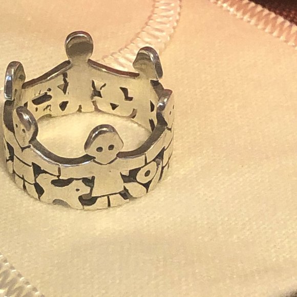 James Avery Silver Crown Ring - Picture 3 of 7